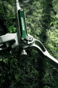 Trickstuff_Direttissima_Forest_Green_2026_Detail_0526_1920px.jpg