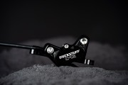 Trickstuff_Piccola_HD_Titanium_Lever_2025_Detail_Brake_Set_Black_0430_1920px.jpg