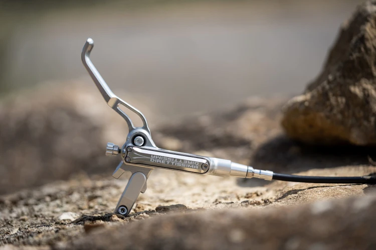 Trickstuff_Direttissima_Silver_07478_1920px.jpg