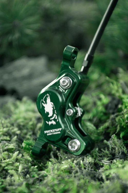 Trickstuff_Direttissima_Forest_Green_2026_Detail_0773_1920px.jpg
